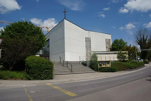 Moderne Architektur in Crailsheim – symbolisiert das Wachstum und die kulturelle Entwicklung der Stadt in Baden-Württemberg.